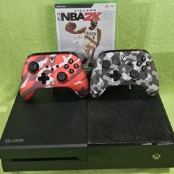 Xbox One Console Camo Bundle 