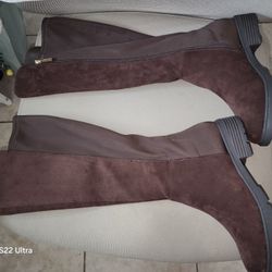 Anne KLEIN Suede Boots