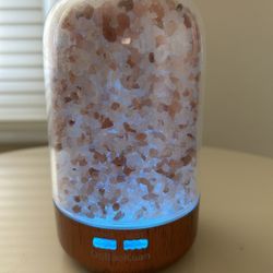 Himalayan Salt Lamp And Diffuser