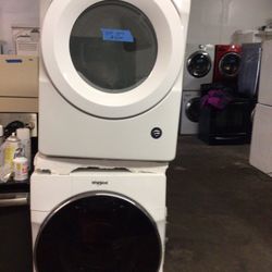 Whirlpool Washer & Electric Dryer ( Semi New) 