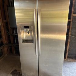 Samsung Refrigerator 