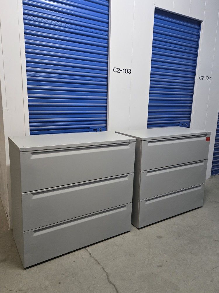 Herman Miller Metal File Cabinet With Key Legal Or Letter Size