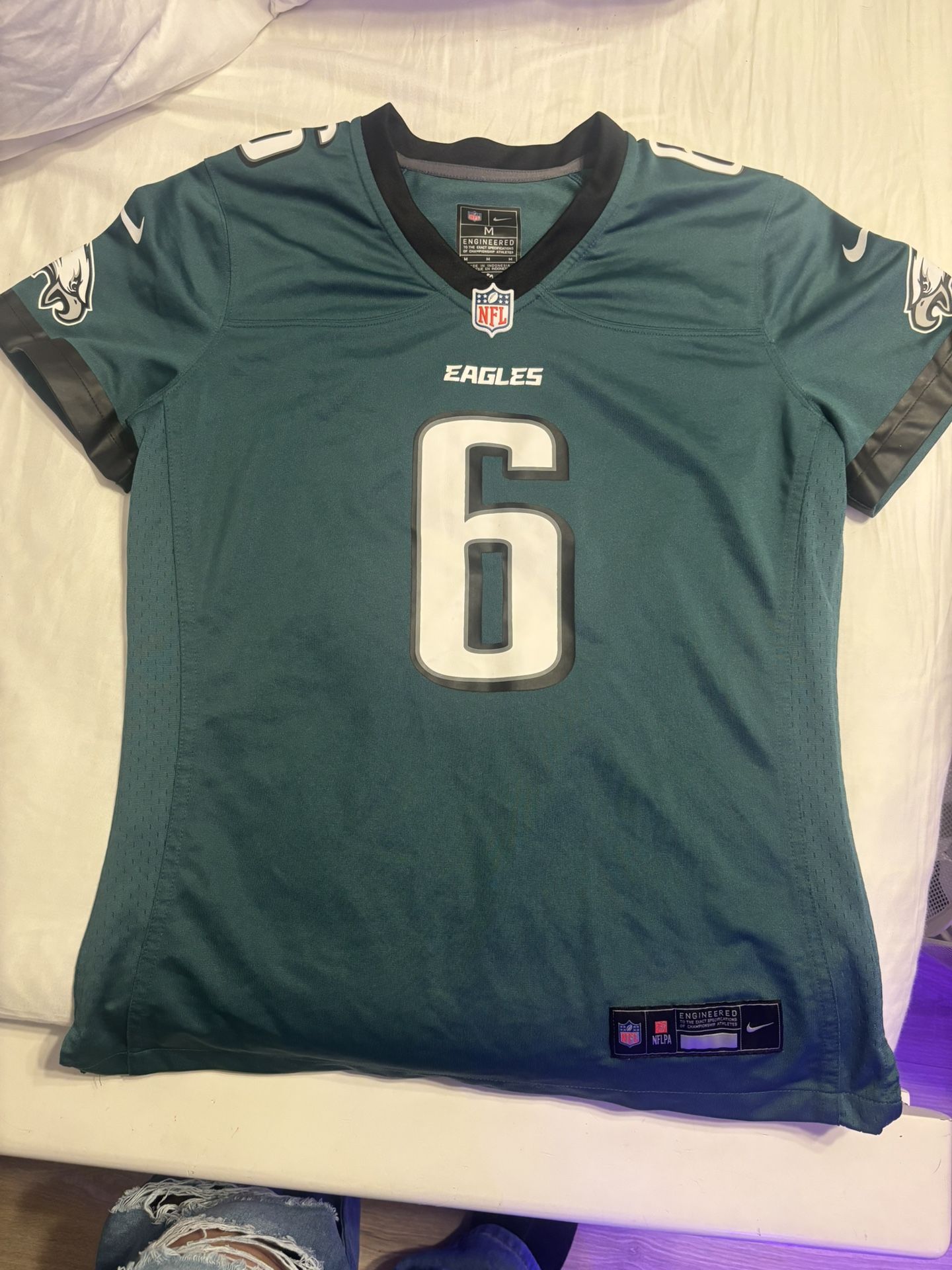 Women’s Medium Devonta Smith Jersey