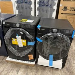 Whirlpool brand new washer and dryer set electric with warranty