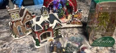 Beautiful holiday items LOT… you get them all