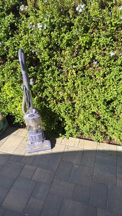 Shark navigator vacuum