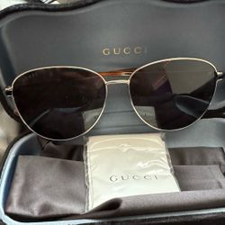 Gucci Aviator Shades 