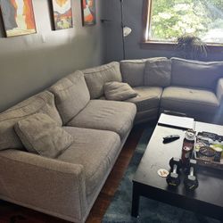 Sectional Couch 