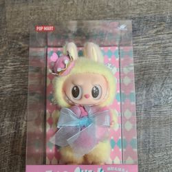 Popmart Authentic Labubus Checkmate Queen 