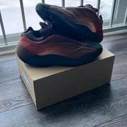 Yeezy 700 v3