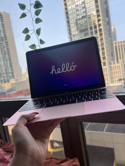 Rose gold MacBook 256 GB