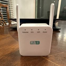 Plug In Wi-Fi Extender With Internet Port