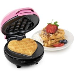 Mini Heart Waffle Maker 