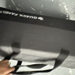 Guava Lotus Travel Crib