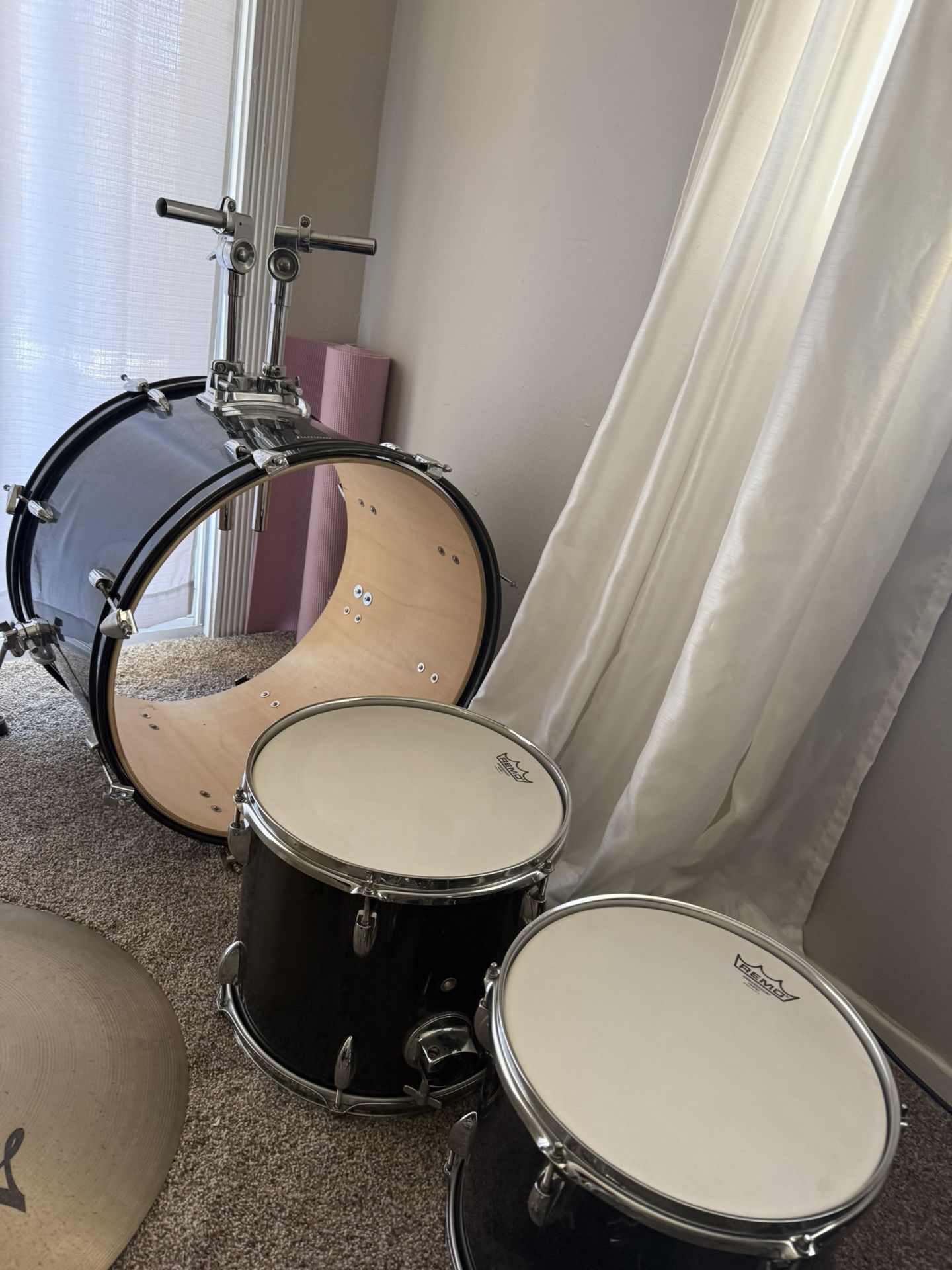 Bass Drum And Toms Set