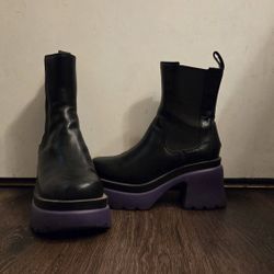 Womens Boots Very Good Condition 7.5