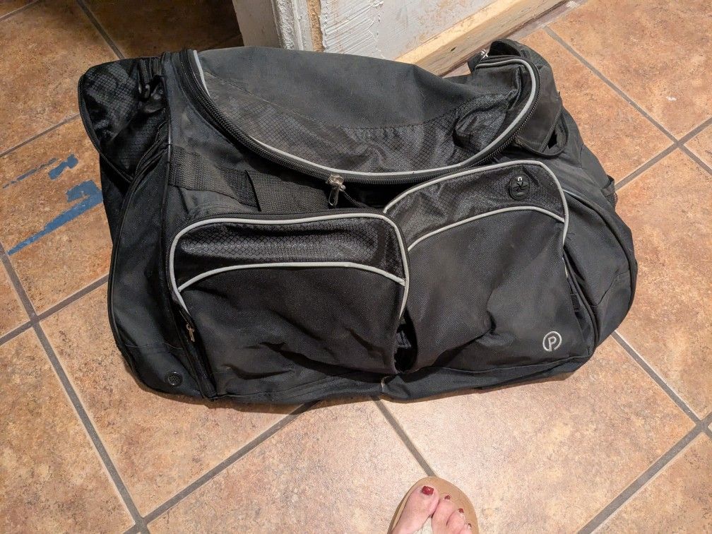 ~FREE~ Large Black Duffle Bag