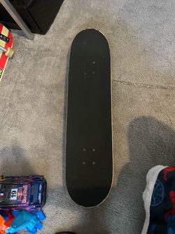 World industry skateboard