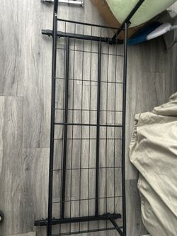 Clothes hanger rack