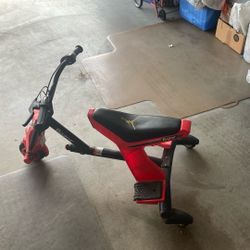 Electric scooter