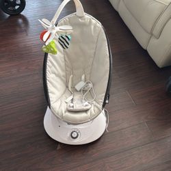 4mom Baby Swing