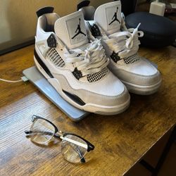 Jordan Military Black 4s