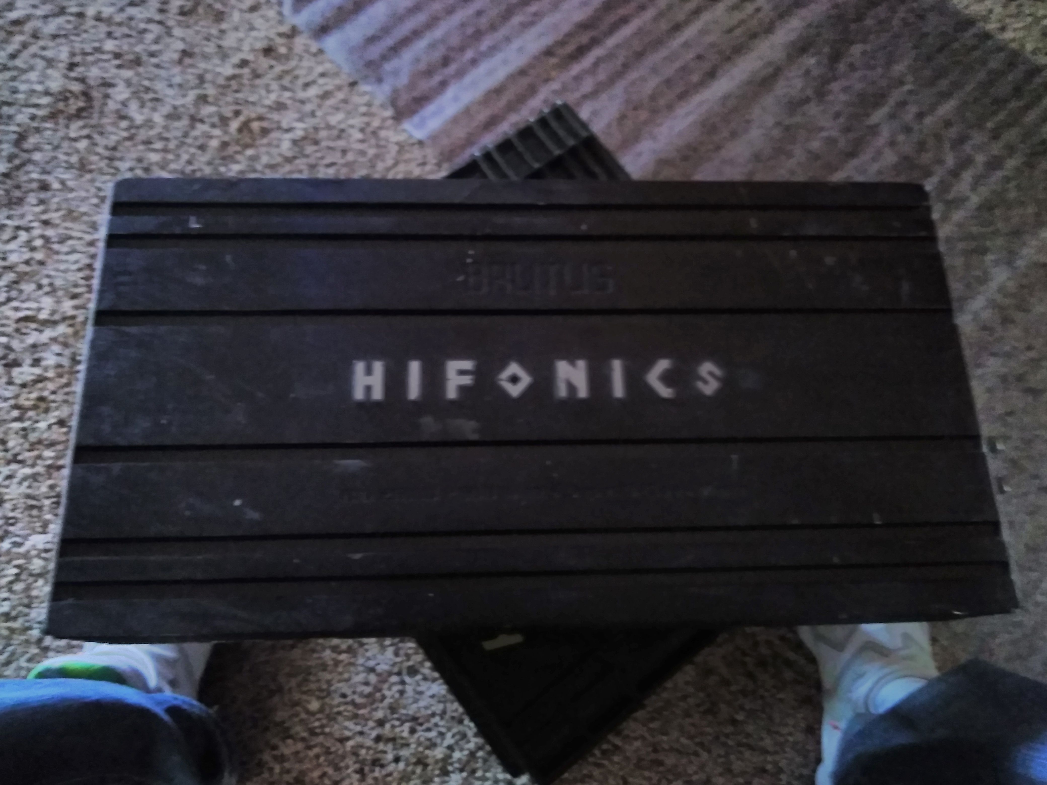 Brutus Hifonics amp spacial addition BXI 26100 2600 watts super D class Mono