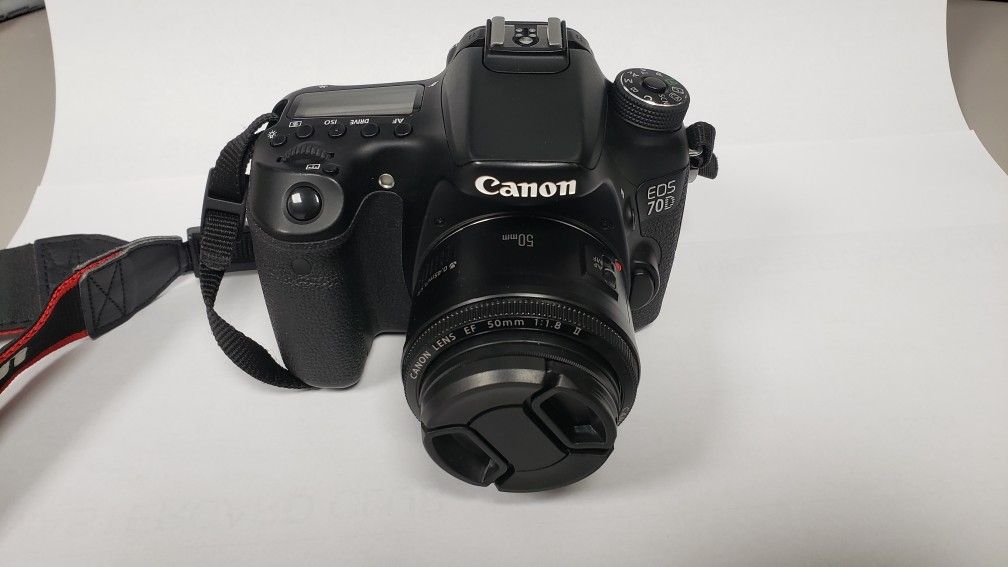 Canon 70D for sale $500.00