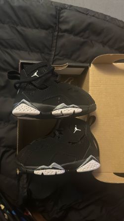 Jordan|Black|4c