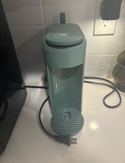 Keurig Single-Serve Coffee Maker + FREE Chai Pods — $40 OBO