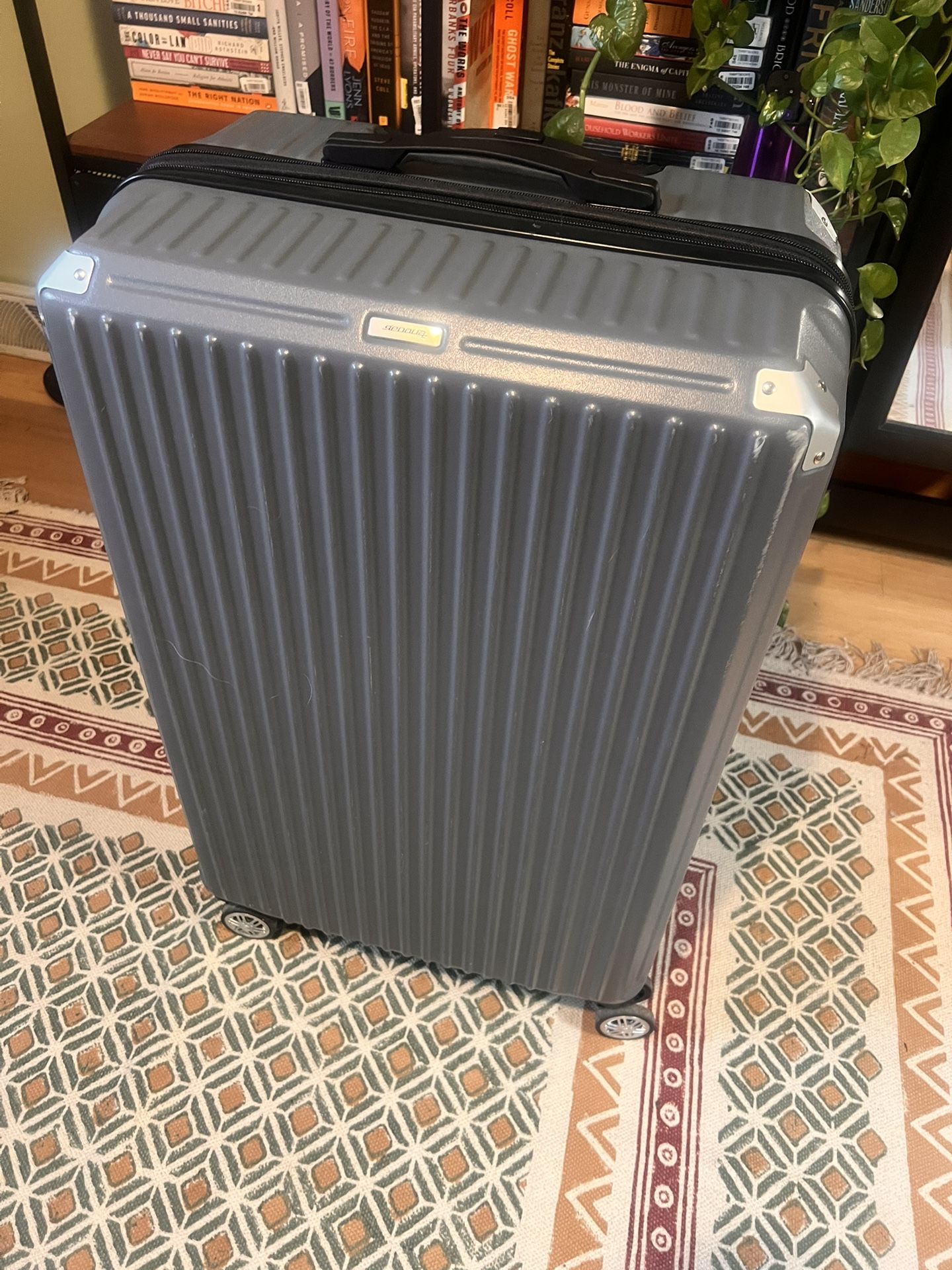 Genova Checked luggage