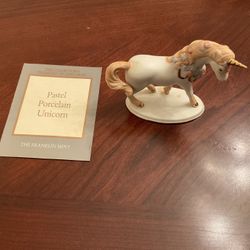 Vintage 1991 Franklin Mint Treasury of Unicorns Pastel Porcelain Figure COA