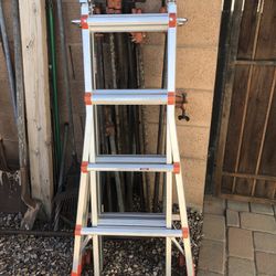Little Giant Ladder Model 17 With 300 Pound Capacity Like New 