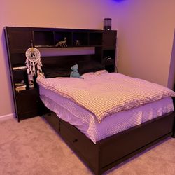 Beautiful Full Bedframe 