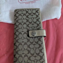 Coach wallet
