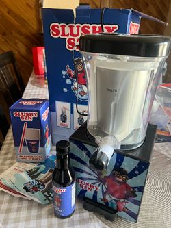 Slushy Machine for Home Margarita Slush Maker 34oz Smoothie Frozen Drink Maker