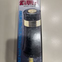 Salt And Pepper Mill 