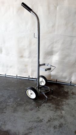 Oxygen Tank Cart
. Good Condition