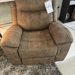 Huddle-Up Nutmeg Rocker Recliner Chair/P