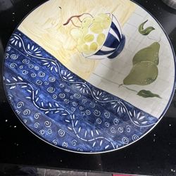 Beautiful hand painted imported from Italy bowl