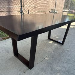 Mitchell Gold Bob Williams  Edge Dining Table