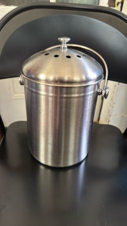 Compost bin