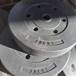 ( 4 ) 7.5lbs And ( 2 ) 20lbs With Barbell 