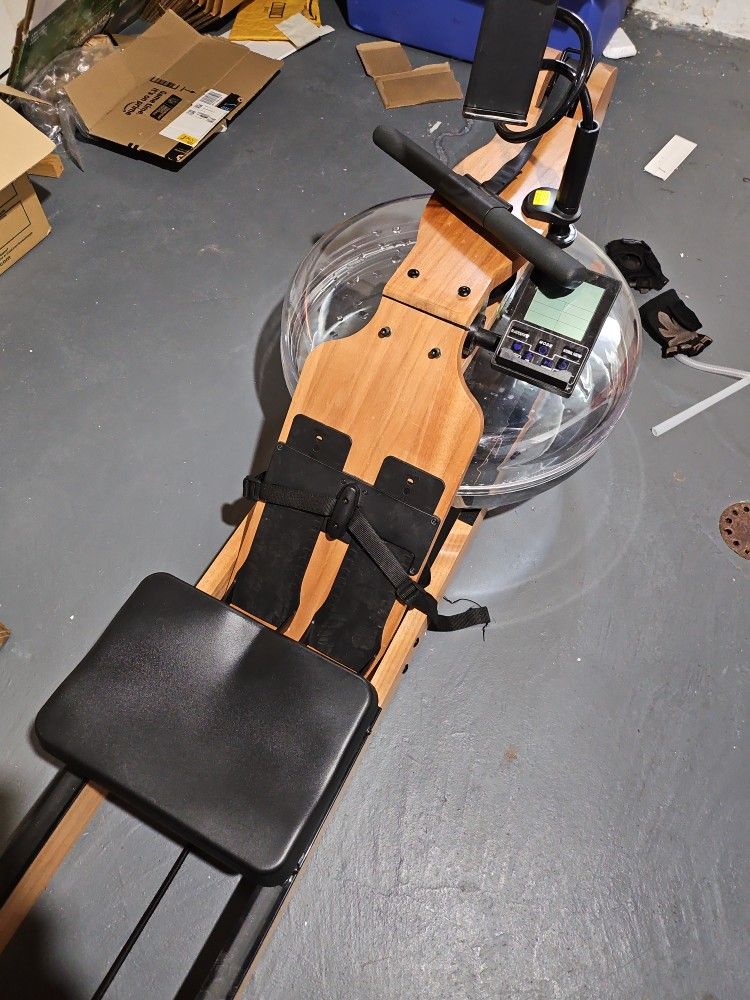 Water Rowing Machine $150 Obo
