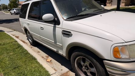 2002 Ford Expedition