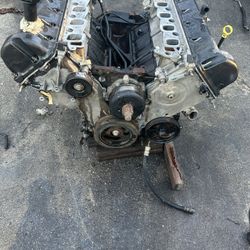 Ford 5.4 triton 2v engine