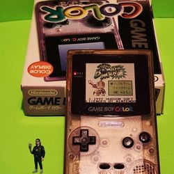 Japan Import GAMEBOY COLOR with BOMBERMAN 