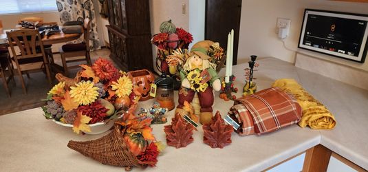 Fall Harvest/Thanksgiving Decoration Bundle