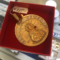 10kt 35.5 Grams Saint Charm 