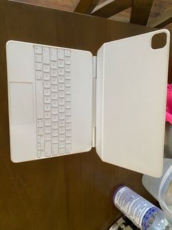 Apple Magic Keyboard